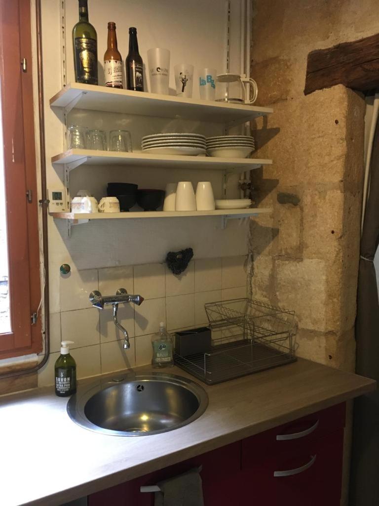 Appart Sympa Dans Le Vieux Nimes Exterior foto